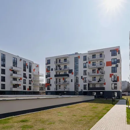 Nowoczesny Rodzinny Z Klimatyzacja I Parkingiem W Krakowie By Renters Prestige * 克拉科夫