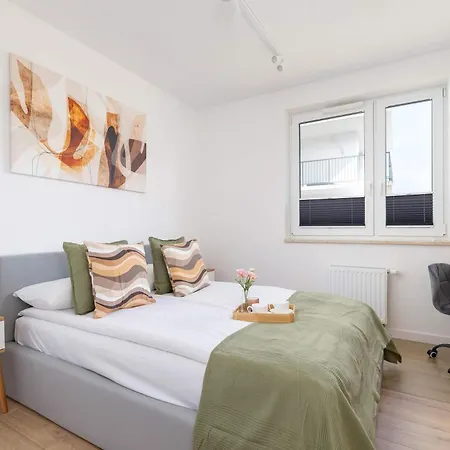 Apartment Nowoczesny Rodzinny Z Klimatyzacja I Parkingiem W Krakowie By Renters Prestige