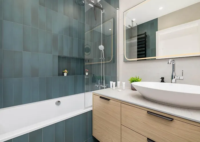 Apartment Nowoczesny Rodzinny Z Klimatyzacja I Parkingiem W Krakowie By Renters Prestige