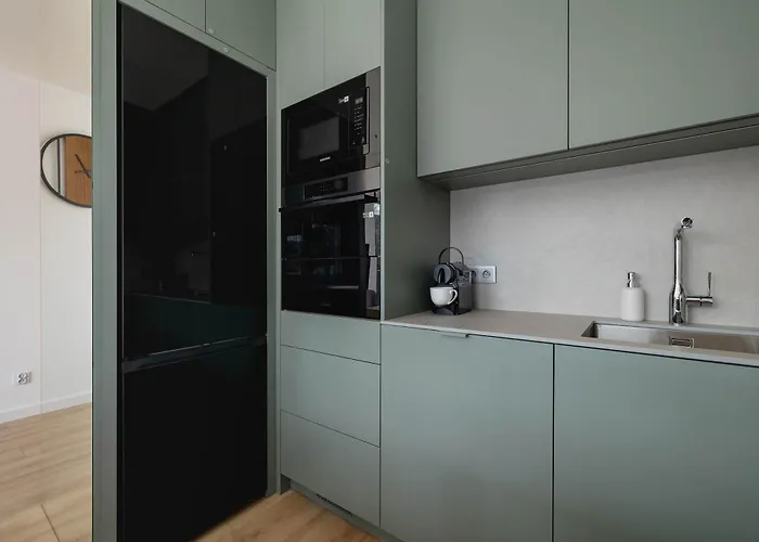 Nowoczesny Rodzinny Z Klimatyzacja I Parkingiem W Krakowie By Renters Prestige Krakow