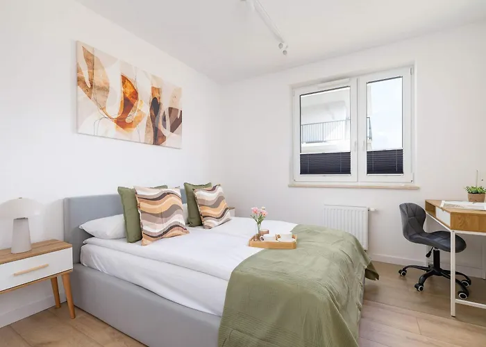 Apartment Nowoczesny Rodzinny Z Klimatyzacja I Parkingiem W Krakowie By Renters Prestige